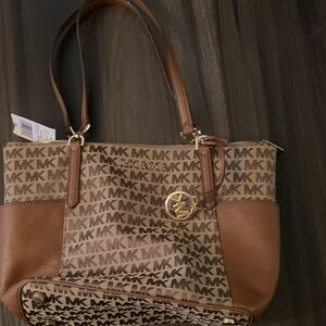 Michael Kors Bedford tote bag (this is the original listing)